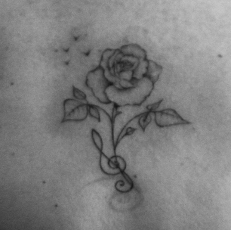 rose tattoo